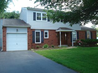 17 Redwood Dr, Richboro, PA 18954
