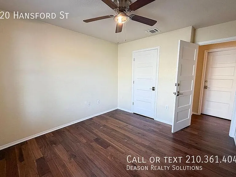 220 Hansford St — Photo 8