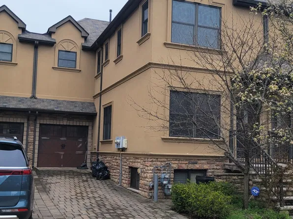 50 Perona Ln #A, Staten Island, NY 10308