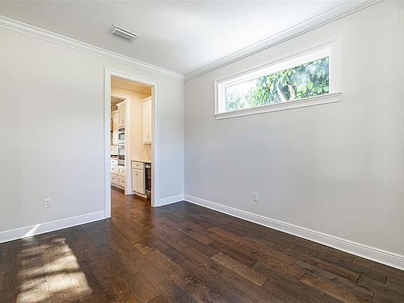 5th image of 3903 W Estrella St