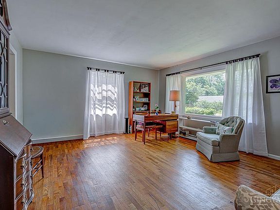 4th image of 6020 Joseph Dr