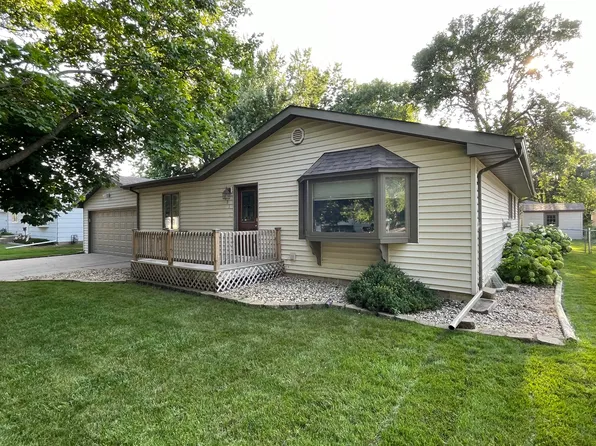 601 S Anderson St, Mitchell, SD 57301