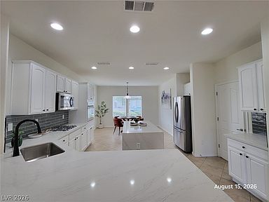 2116 Twin Falls Dr, Henderson, NV 89044, photo 3