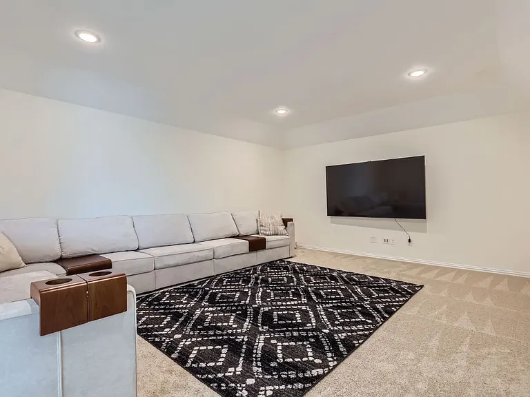 1505 Sibley Way — Photo 9