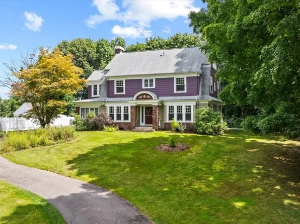 1140 Northampton St, Holyoke, MA 01040