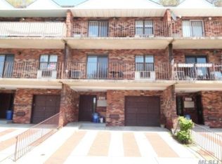69-05 242nd St #3, Little Neck, NY