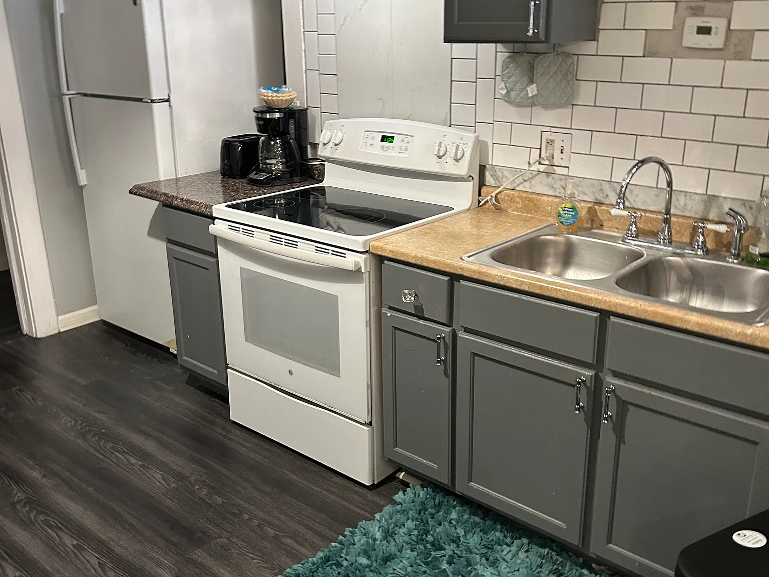 4027 N Claiborne Ave — Photo 3