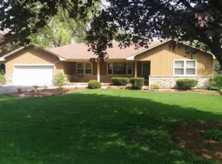 2111 Western Ave, Geneva, IL 60134