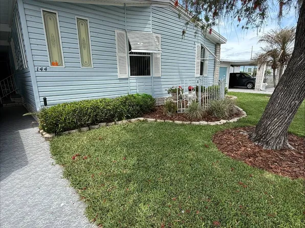 144 E Hampton Dr, Auburndale, FL 33823