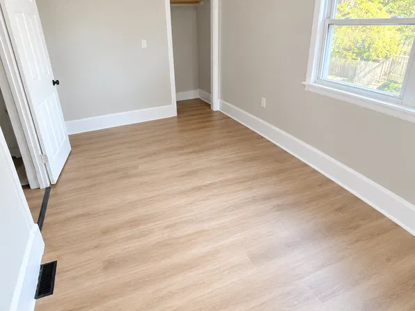447 Troy Schenectady Rd #1, Latham, NY 12110