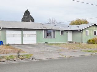 490 S 9th St, Lebanon, OR 97355