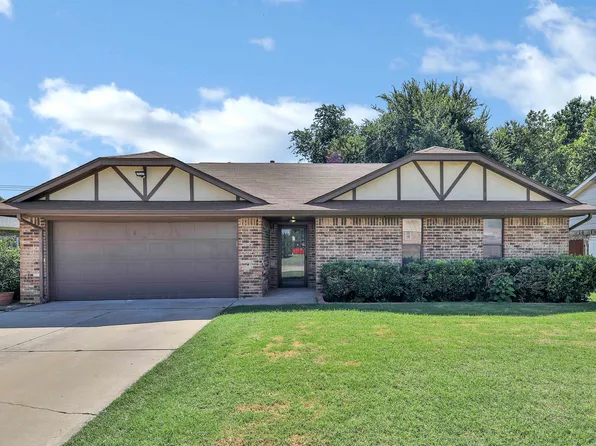 512 N Morgan Dr, Moore, OK 73160