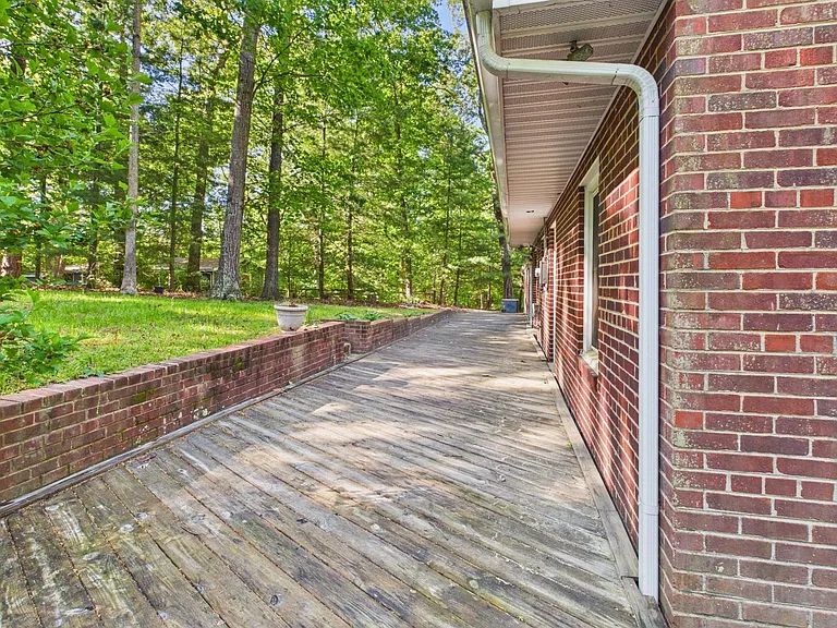 7854 Whitworth Rd — Photo 32