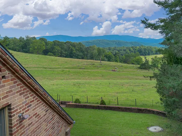18 & 19 Clay Brick Ln, Natural Bridge Station, VA 24579