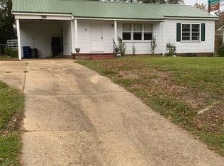 106 Laurel Ave, Natchez, MS 39120