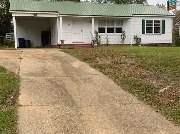 106 Laurel Ave, Natchez, MS 39120