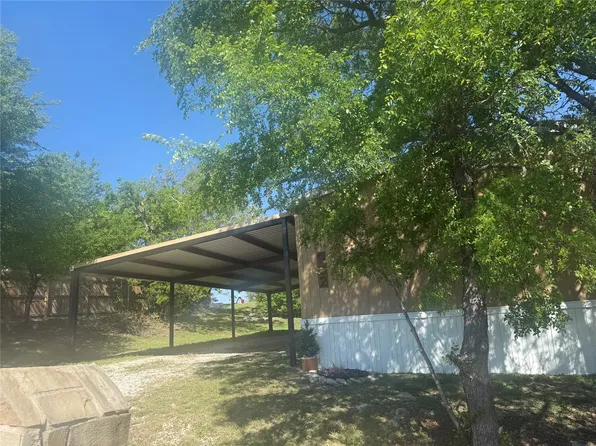 902 Pecos River Dr, Granbury, TX 76048