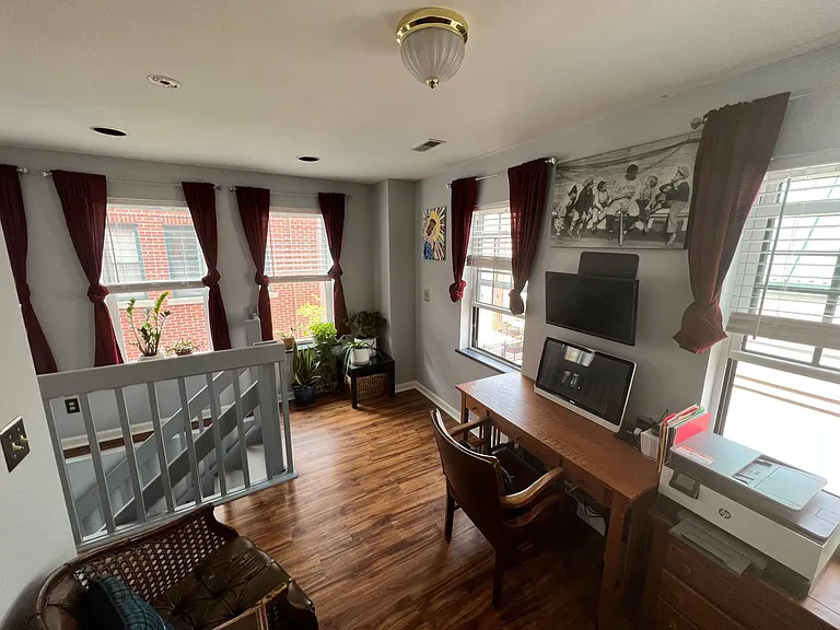 133 Walton St #Townhouse 129 — Photo 53