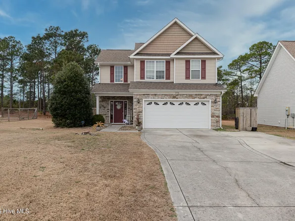 273 Inverness Drive, Hubert, NC 28539