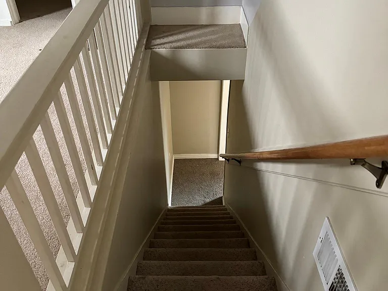 1102 Ann St — Photo 11