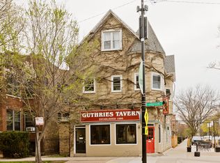 1300 W Addison St #1, Chicago, IL 60613