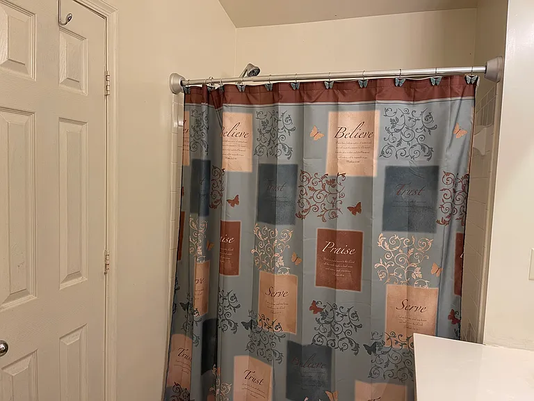 15646 Ensleigh Ln — Photo 17