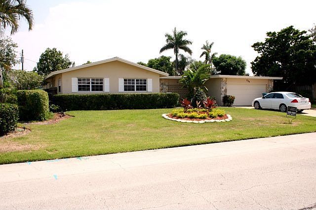1st image of 234 SW 12th Ave