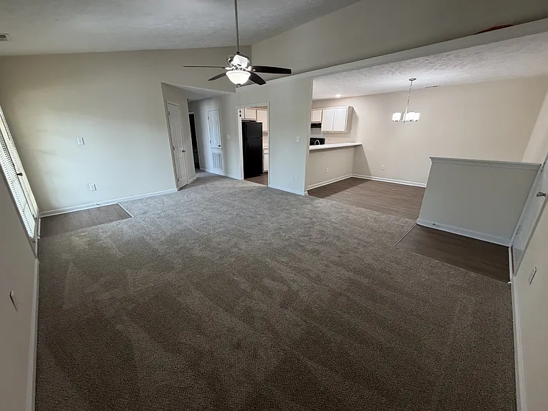 Wyndfall Apartments — Photo 15
