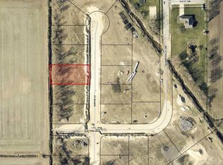 400 Kapok St SW, Demotte, IN 46310