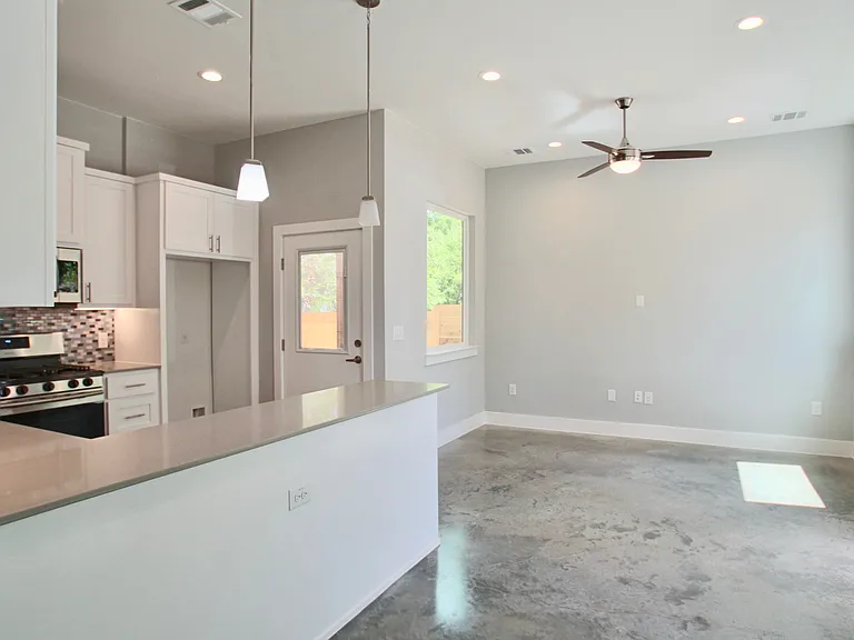 6204 Langham St — Photo 16