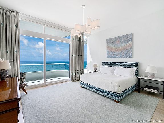 5th image of 3315 Collins Ave APT 14A