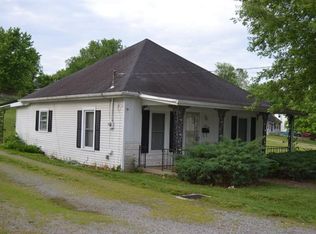 461 Perryville St, Harrodsburg, KY 40330