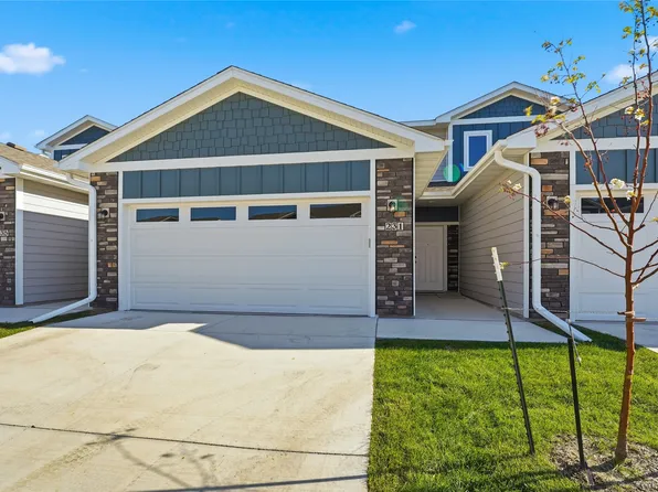 231 NW Waverly Dr, Waukee, IA 50263