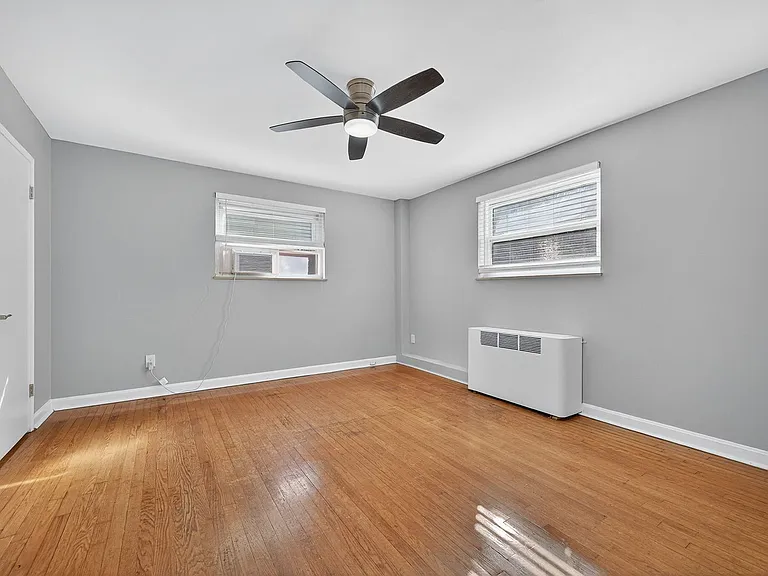 6402 Montgomery Rd #5 — Photo 15