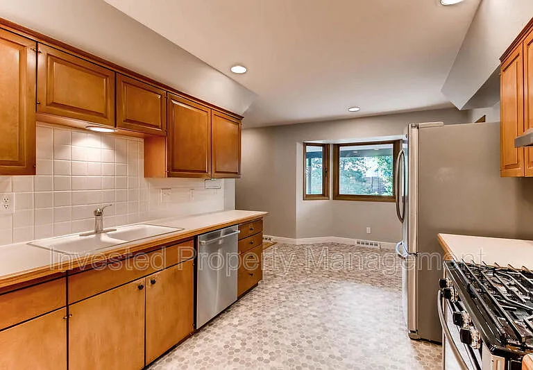220 Hopi Pl — Photo 17