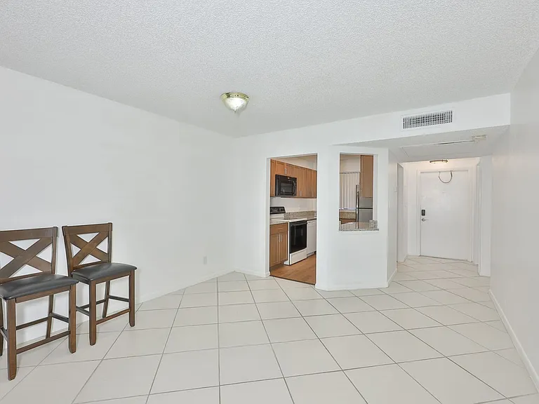 1934 Oyster Catcher Ln #923 — Photo 18