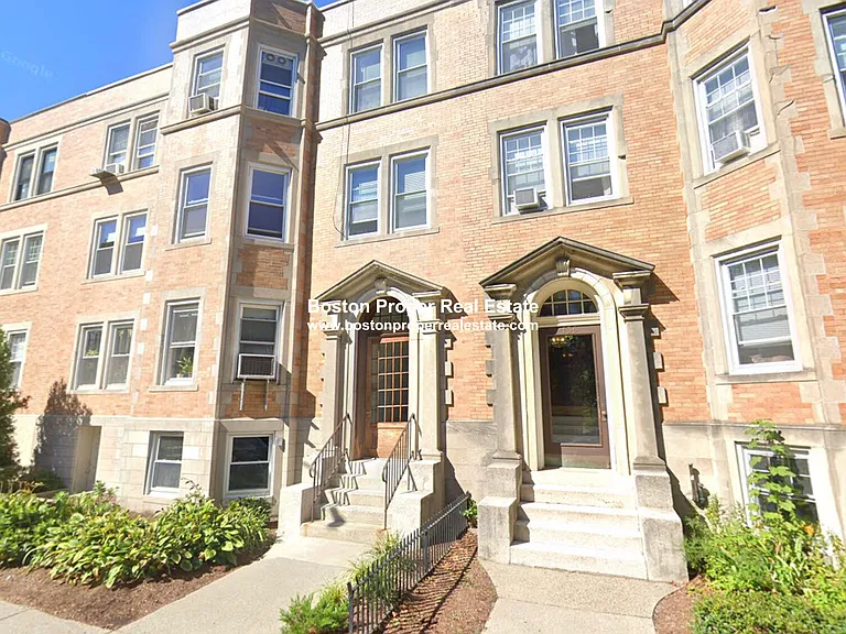134 Pleasant St #3 — Photo 10