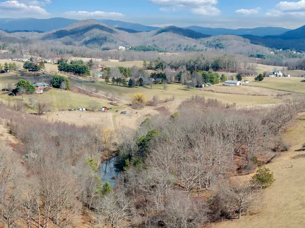 Wetherburn Rd, Christiansburg, VA 24073