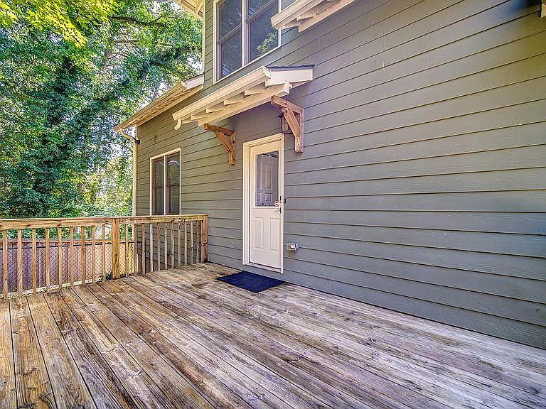 3530 Glenwood Rd — Photo 32