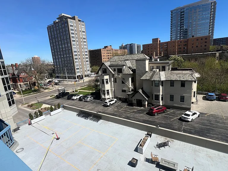 1660 N Prospect Ave #511 — Photo 6