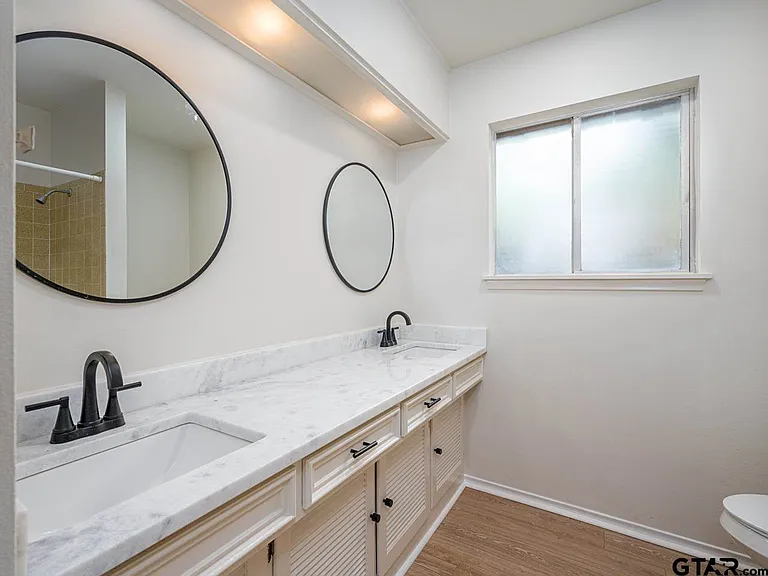 509 Winchester Dr — Photo 21