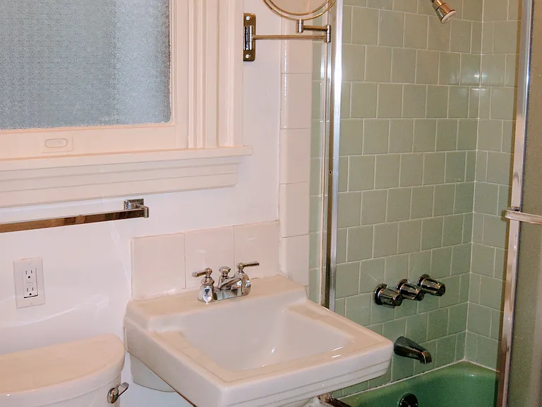 1545 3rd Ave #1 — Photo 22