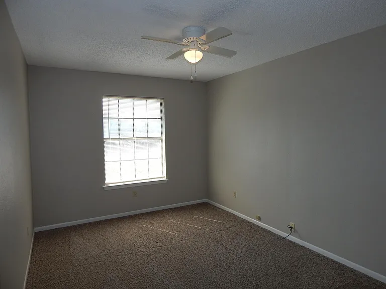 4505 River Oaks Dr — Photo 24