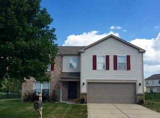 927 Yellowwood Dr, Greenwood, IN 46143