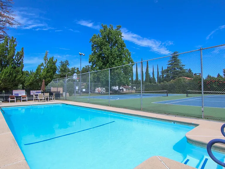 1975 Bechelli Ln — Photo 24