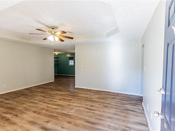 5th image of 5056 Salem Rd