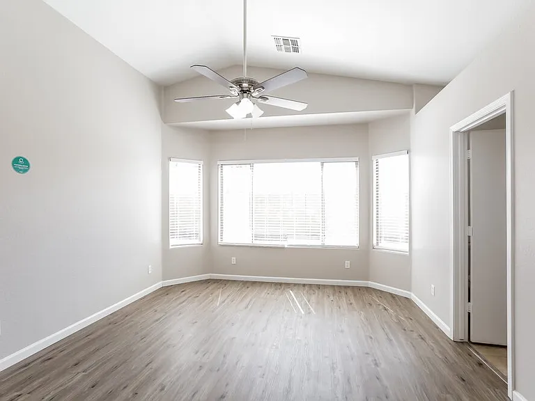 4337 W Saint Kateri Dr — Photo 9