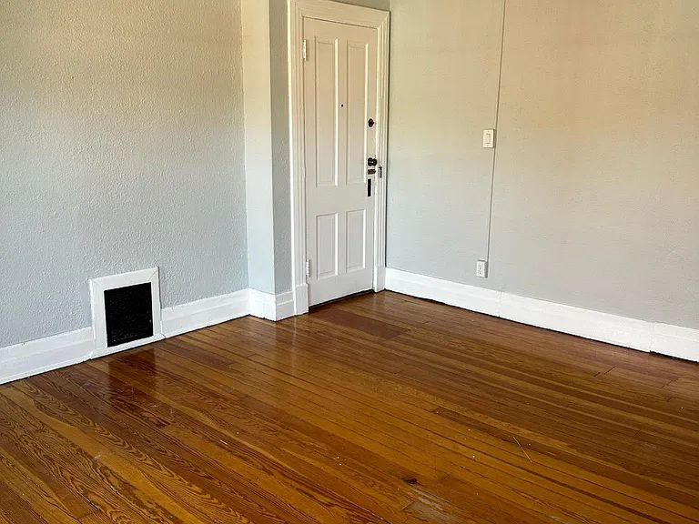 1361 N Lafayette St #4 — Photo 4