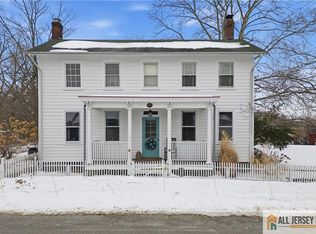 92 Halsey Reed Rd, Cranbury, NJ 08512