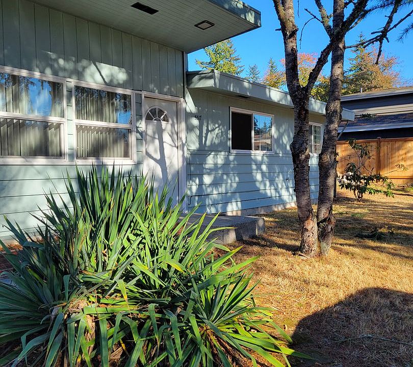 1st image of 5317 191st St SW